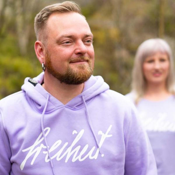 Signatur Girlie Lila