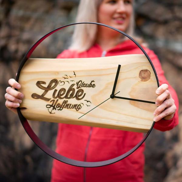 Glaube Liebe Hoffnung Wanduhr