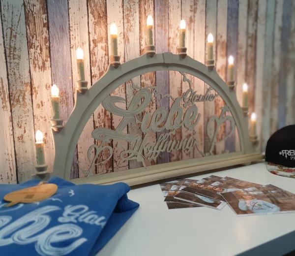 Glaube Liebe Hoffnung Lichterbogen